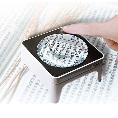 comprare Elegante ingranditore per gioielli a LED K9 Lens con design ricaricabile e luminosità regolabile per l'uso sul desktop fabbricazione online